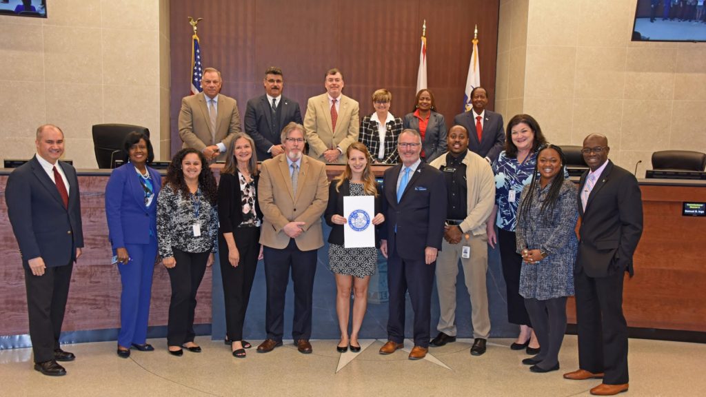 2019-public-service-week-proclamation-at-city-hall